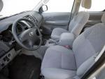 Toyota Hilux Double Cab 2005 года